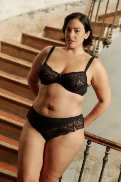 Ysé Corbeille Au temps des fleurs^ Les Soutiens-Gorge