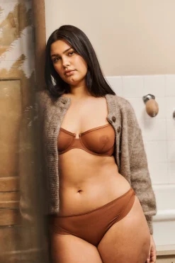 Ysé Corbeille tulle Histoire de femmes^ Les Soutiens-Gorge